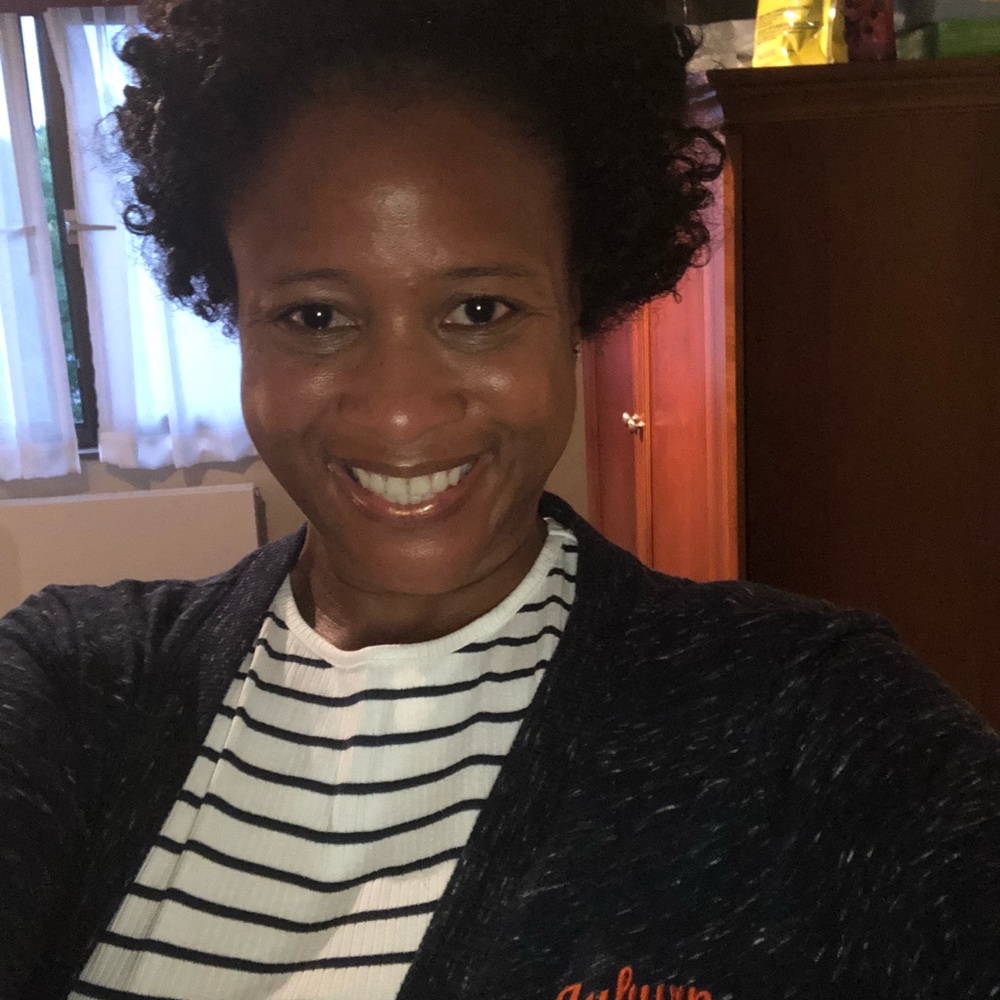 Meet your Posher, Tara